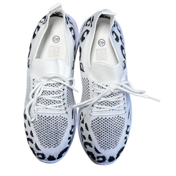 Slip on breathable mesh White Leopard Print Sneakers Women’s Size US 8 (… - Picture 5 of 16